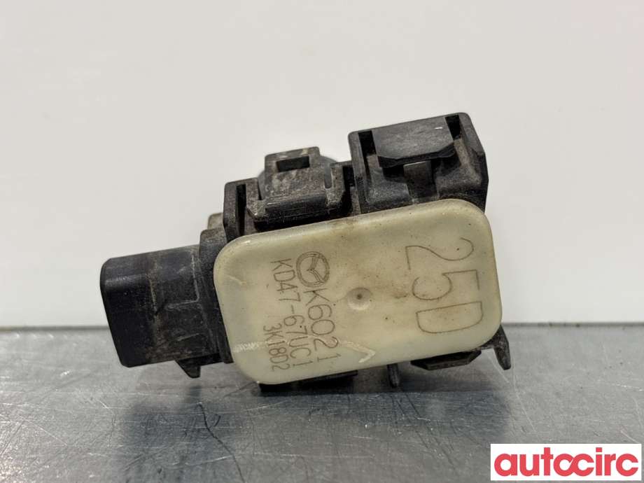 Parkeringssensor foran til Mazda 6 2013-2015 (Type III, Fase 1) (MAZDA|KD47-67-UC164|KD47-67-UC1)