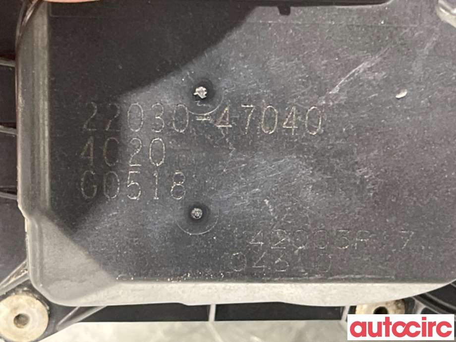 Spjeldhus til Toyota Yaris 2012-2014 (Type III, Fase 1)  (TOYOTA|2203047040||22030-47040)