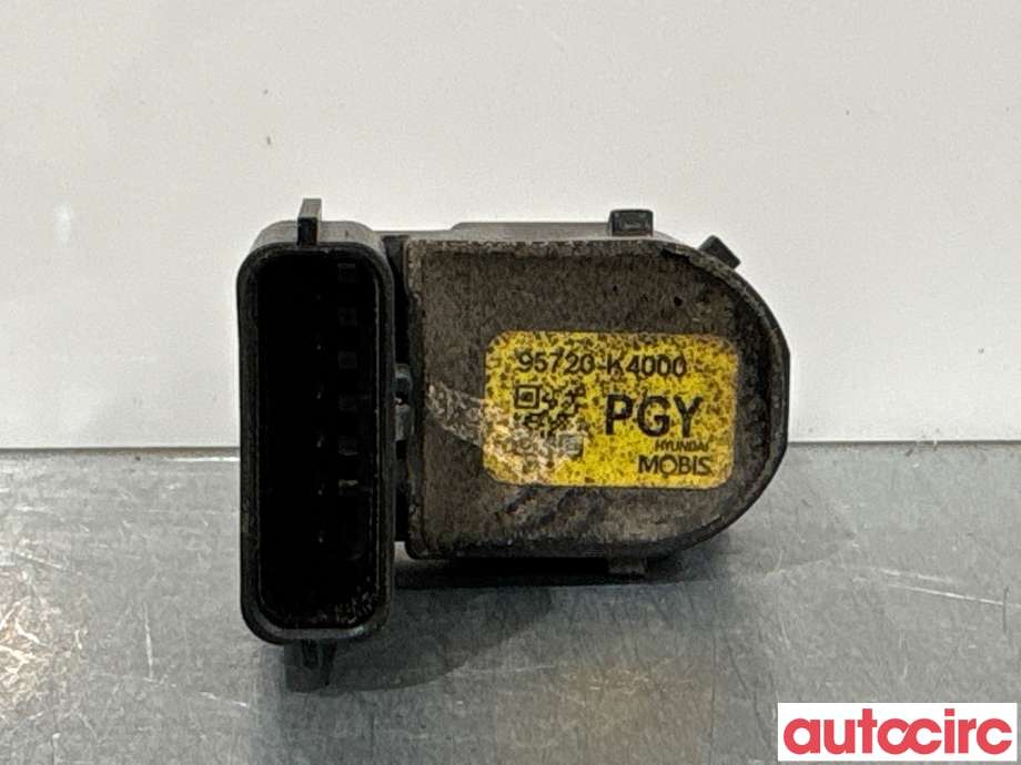 Parkeringssensor bak til Hyundai Kona 2017-2021 (Type I, Fase 1)  (HYUNDAI|95720J9000CA|95720K4000)