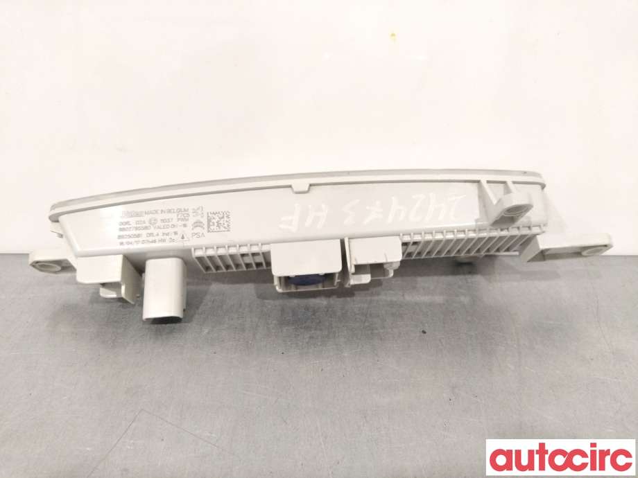 Parklykt venstre til Peugeot Expert 2016-->> (Type III)  (PEUGEOT|9824531480|89250581|9802795580)