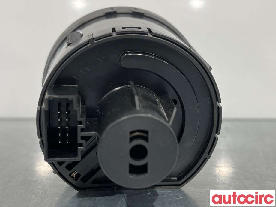 Bryter lys til Škoda Octavia 2013-2016 (Type III, Fase 1)  (SKODA|5E0941431D|)