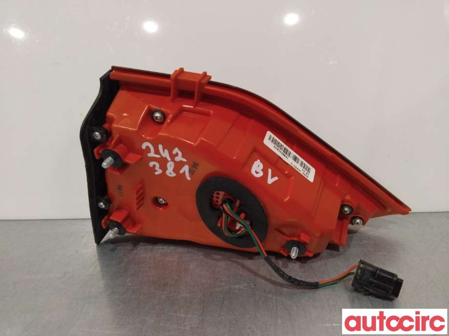 Baklykt venstre indre til SsangYong Korando 2019-->> (Type IV) (SSANGYONG|83603-37000|OJ6C016831)