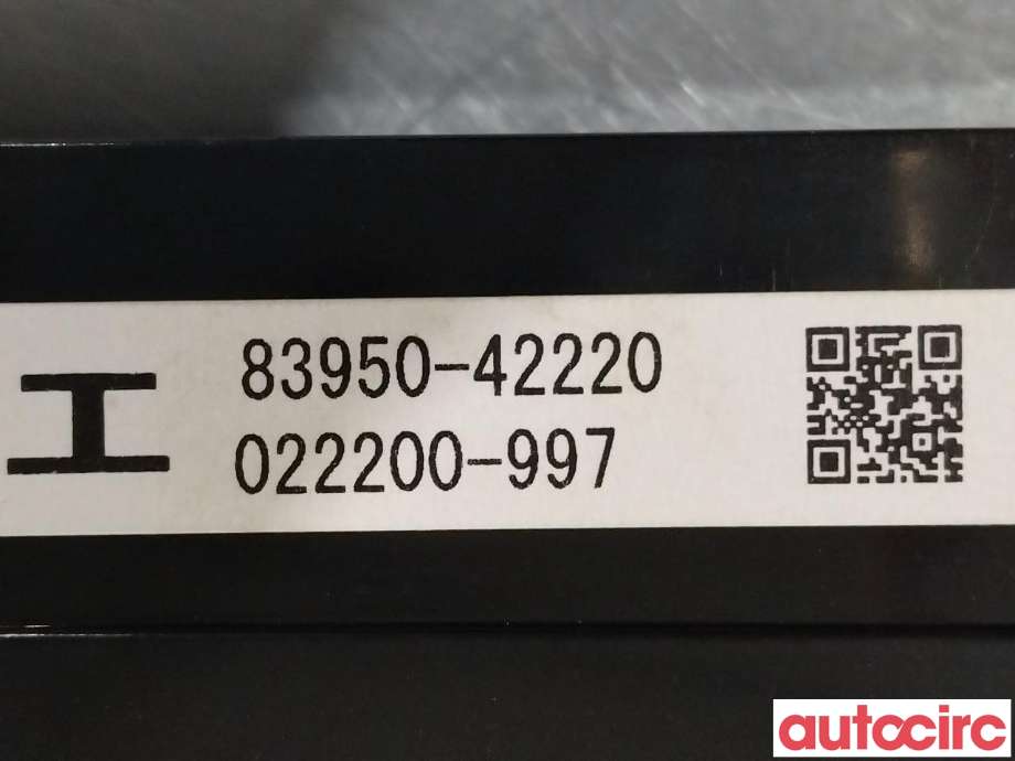 Bryter nødblink til Toyota RAV4 2016-2019 (Type IV, Fase 2)  (TOYOTA|8395042220)