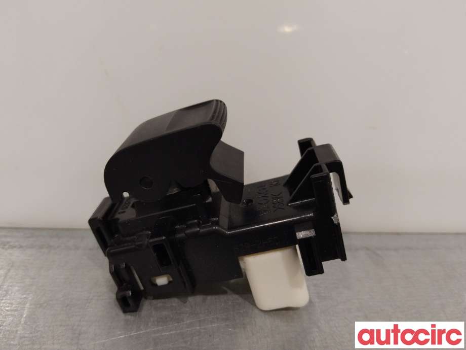 Bryter ruteheis til Toyota RAV4 2016-2019 (Type IV, Fase 2) (TOYOTA|848100D030|8481052030|)