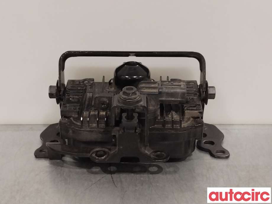 Sensor radar til Toyota RAV4, 2016-2019 (Type IV, Fase 2)  (TOYOTA|8821047090)