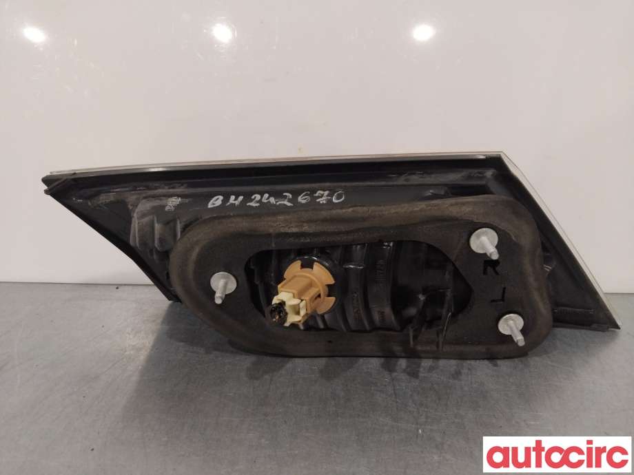 Baklykt høyre indre til Honda Civic 2006-2011 (Type VIII)  (HONDA|34151SMGE03)
