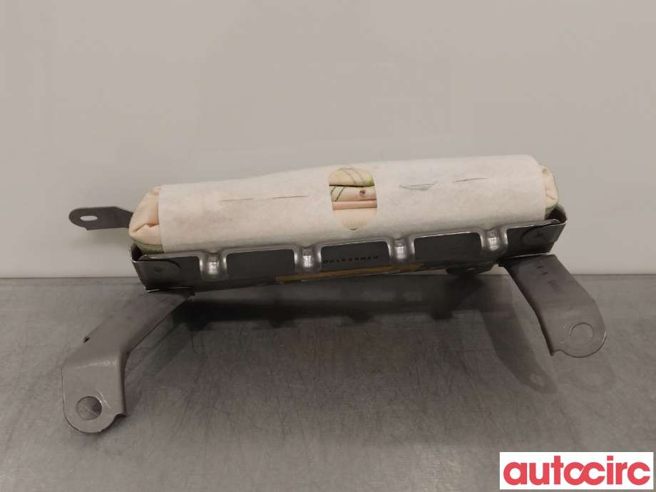 Airbag kne til Toyota RAV4 2016-2019 (Type IV, Fase 2)  (TOYOTA|7390042031C0|)