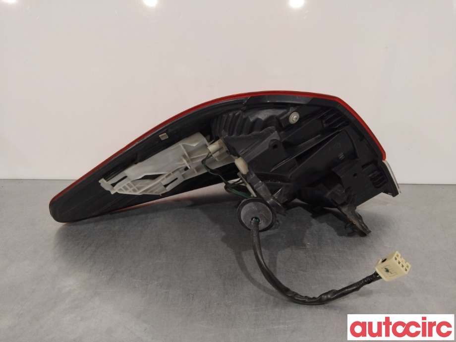 Baklykt høyre til Subaru Outback 2009-2014 (Type IV) (SUBARU|84912AJ090)