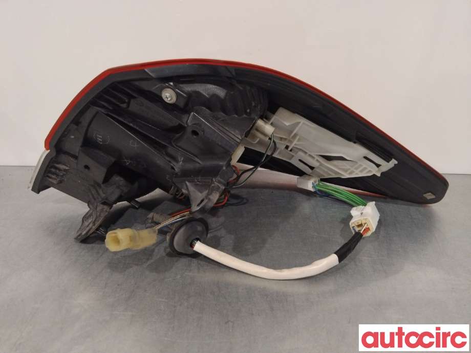 Baklykt venstre til Subaru Outback 2009-2014 (Type IV) (SUBARU|84912AJ100)
