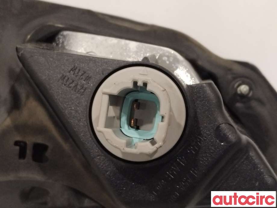 Baklykt venstre indre til Nissan Qashqai 2014-2021 (Type II) (NISSAN|265554EA5C|265554EA5E)