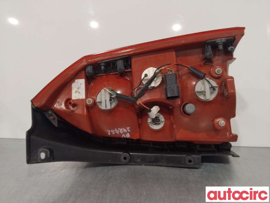 Baklykt venstre til Hyundai Tucson 2003-2009 (HYUNDAI|924012E010)