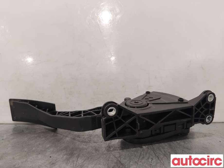 Pedal gass til Nissan Navara 2016-->> (D23) (D23) (NISSAN|180024KJ0A|6PV933901-13)