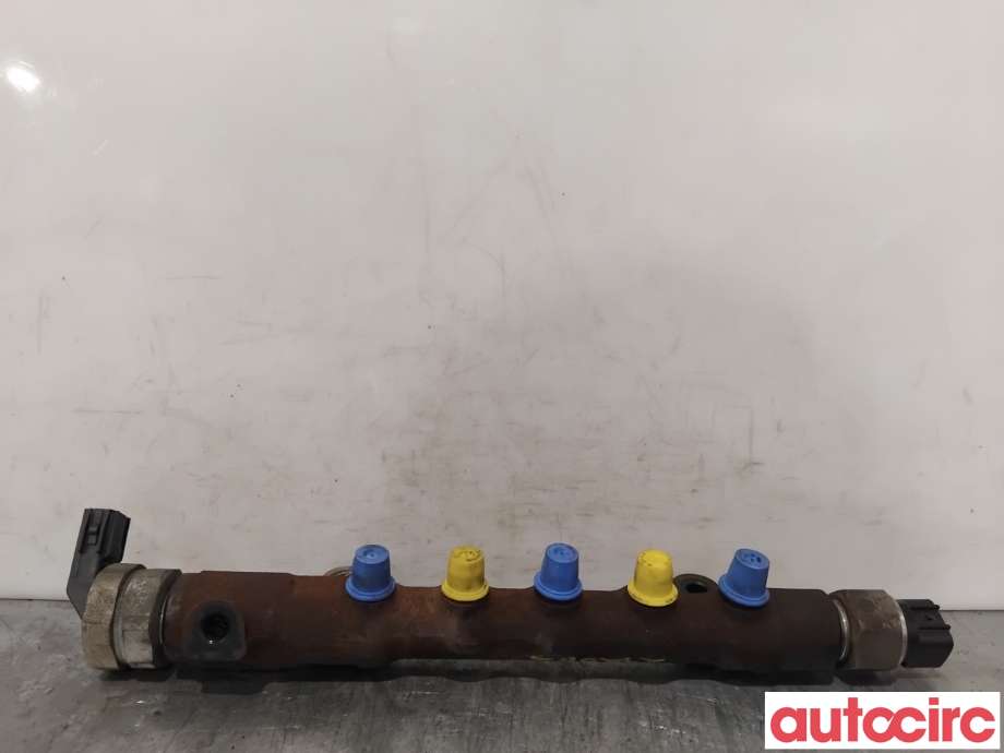 Dyseskinne (fuelrail) til Toyota Avensis, 2009-2015 (Type III, Fase 1)  (TOYOTA|238100R040)