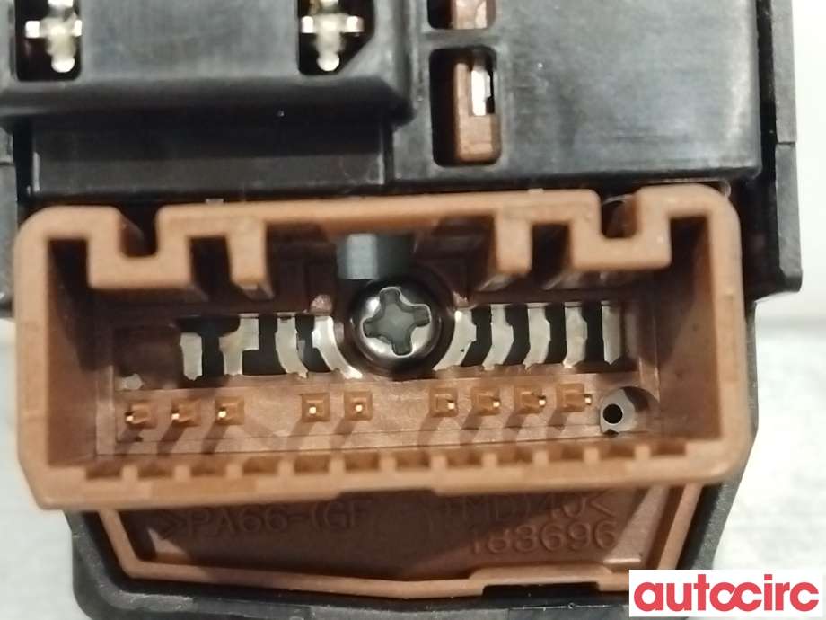 Bryter speil til Toyota RAV4 2016-2019 (Type IV, Fase 2) (TOYOTA|8487052050|)