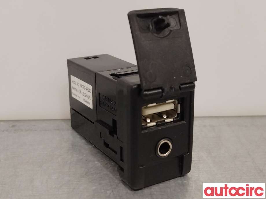 Diverse deler til Toyota RAV4 2016-2019 (Type IV, Fase 2)  (TOYOTA|8619042040)