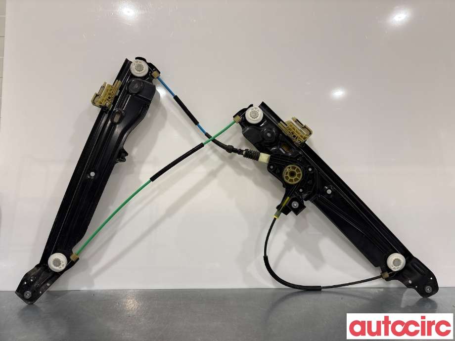 Ruteheis til BMW 5-Serie 2010-2017 (F10/F11) (F10/F11) (BMW|51337182132|)