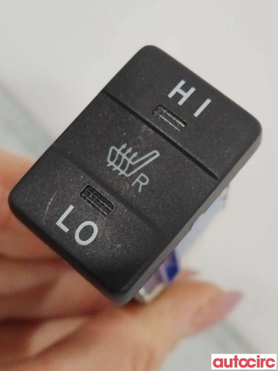 Bryter setevarme til Toyota RAV4 2016-2019 (Type IV, Fase 2)  (TOYOTA|8475142072|)