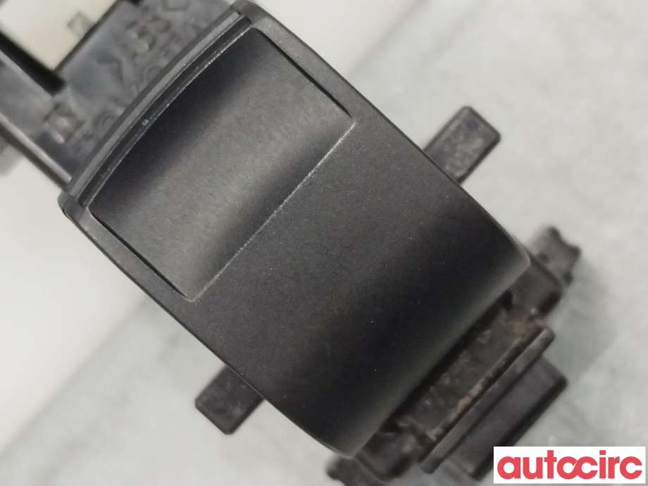 Bryter ruteheis til Toyota RAV4 2016-2019 (Type IV, Fase 2)  (TOYOTA|848100D030|8481052030|)