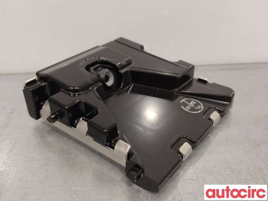 Kamera til Toyota RAV4 2016-2019 (Type IV, Fase 2) (TOYOTA|8646C42010||8646C-42010)