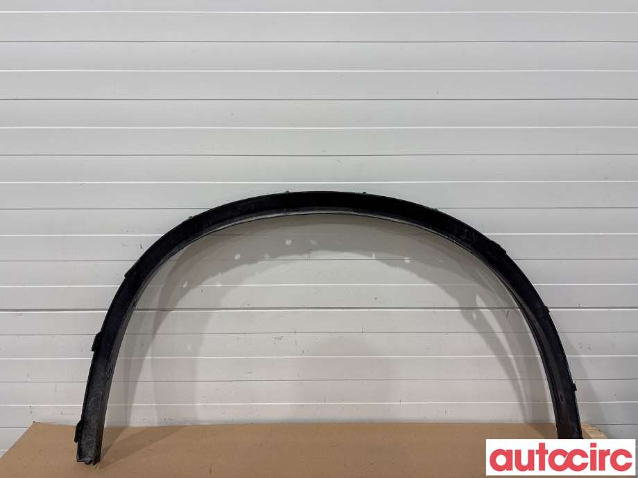 Hjulbuelist venstre foran til BMW X5 2013-2018 (F15) (F15) (BMW|51777378581|)