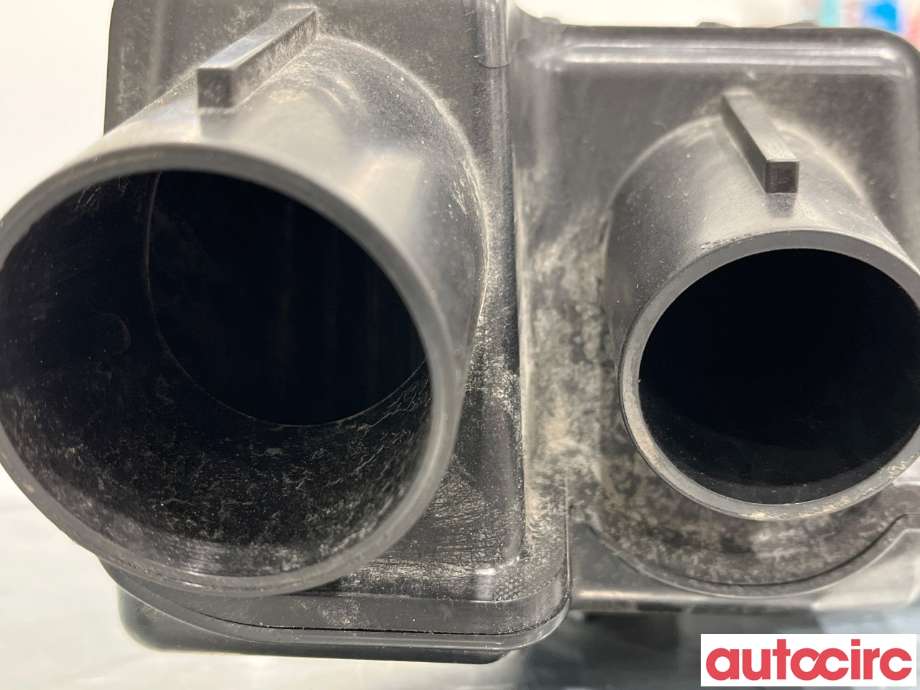 Diverse deler til Mercedes Vito 2014-->> (W447) (W447) (MERCEDES|A6540105604)