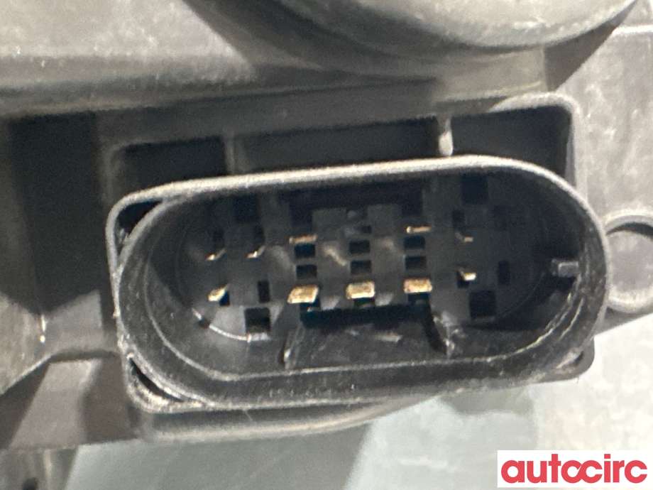Frontlykt venstre halogen til Mercedes A-Klasse 2012-2018 (W176) (W176) (MERCEDES|A1768203161|1ZT010818-41|A1768200561)