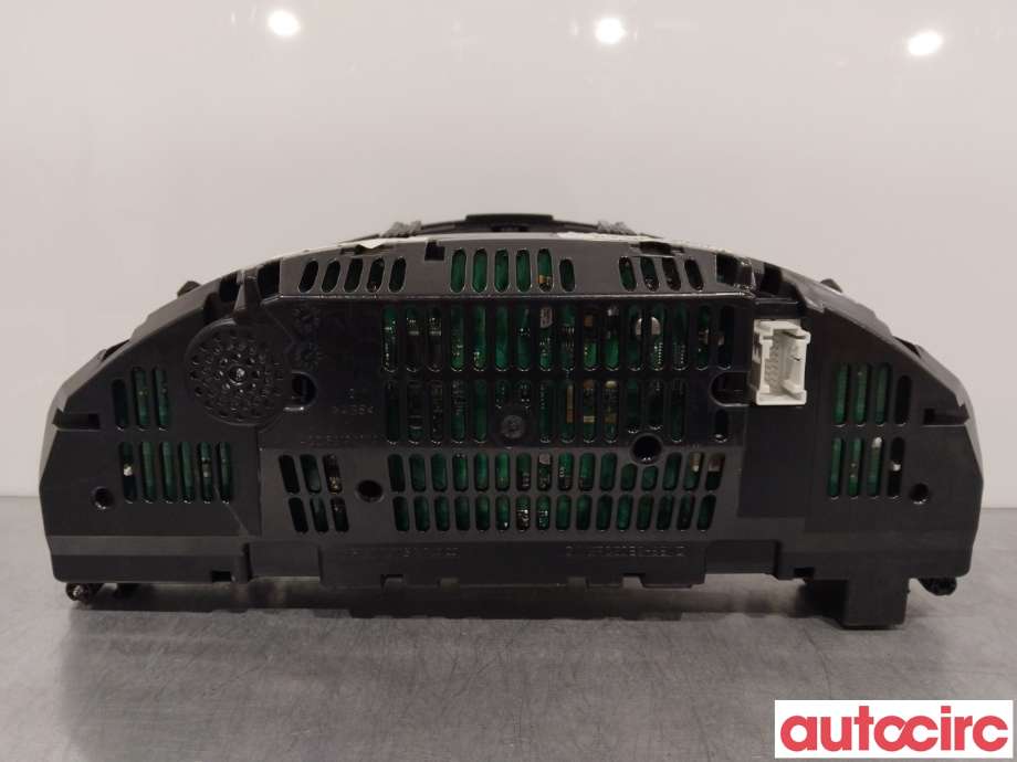 Instrumentpanel til Mercedes C-Klasse 2007-2011 (Fase 1) (W204) (W204) (MERCEDES|A2044400647|A2049005602)
