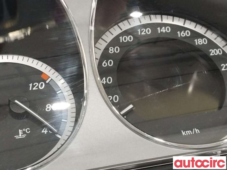 Instrumentpanel til Mercedes C-Klasse 2007-2011 (Fase 1) (W204) (W204) (MERCEDES|A2044400647|A2049005602)