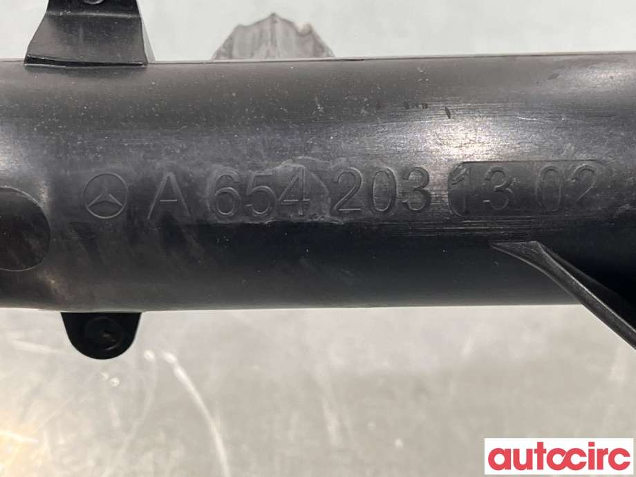 Turbo rør til Mercedes Vito 2014-->> (W447) (W447) (MERCEDES|A6542031302|)