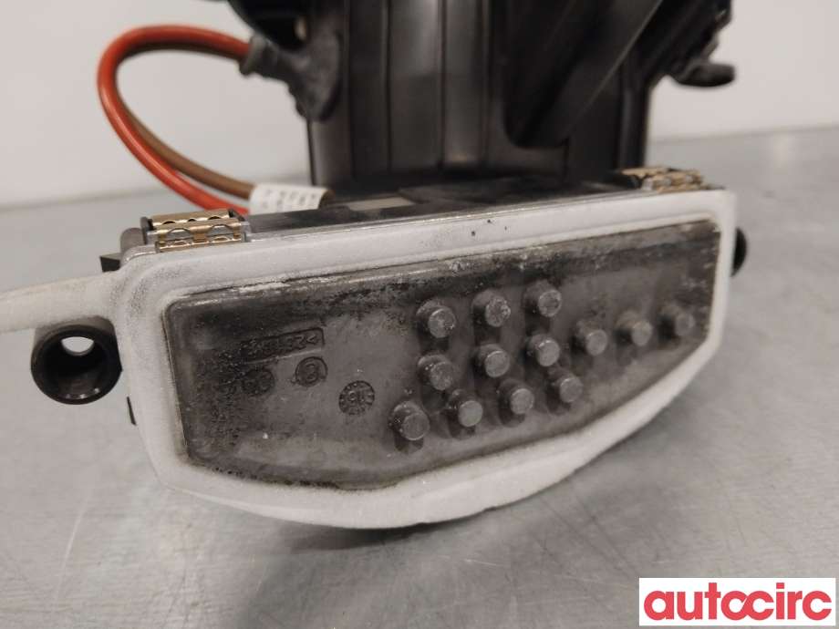 Varmeapparat motor til Mercedes Vito 2014-->> (W447) (W447) (MERCEDES|A0008304701|)