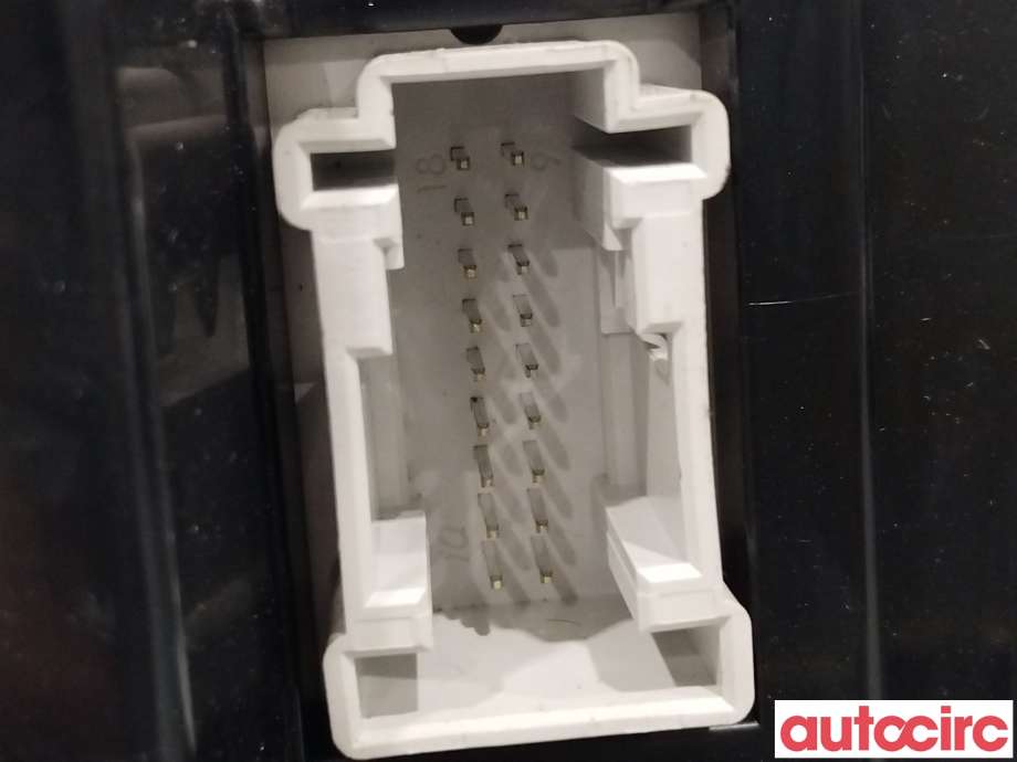 Instrumentpanel til Mercedes E-Klasse 2009-2013 (Fase 1) (W212) (W212) (MERCEDES|A2129001614)