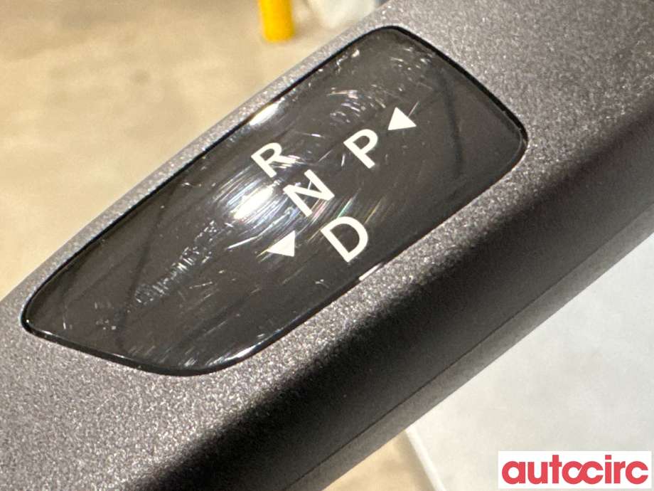 Bryter combi til Tesla Model X 2016-->>  (TESLA|1057357-00-B|)