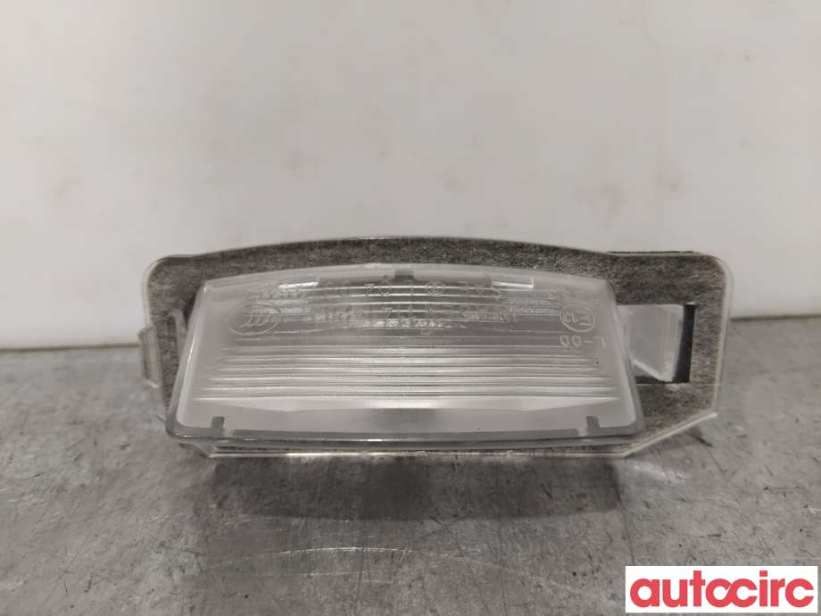 Skiltlys til Mitsubishi Outlander, 2015-->> (Type III, Fase 2)  (MITSUBISHI|8341A009)