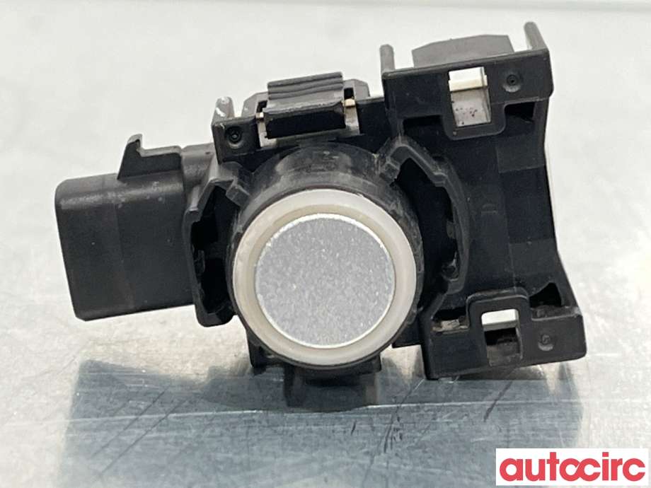 Parkeringssensor foran til Mazda 6, 2015-2018 (Type III, Fase 2)  (MAZDA|KD47-67-UC1)
