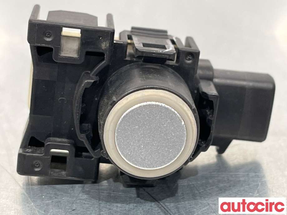 Parkeringssensor foran til Mazda 6, 2015-2018 (Type III, Fase 2)  (MAZDA|KD47-67-UC1)