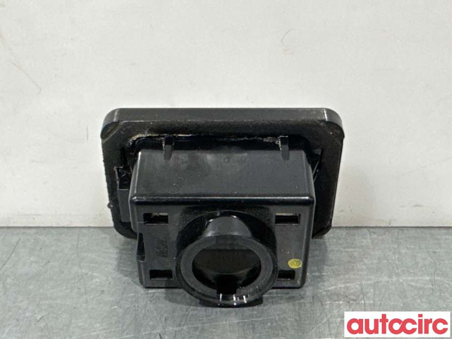 Skiltlys til Mercedes GLK 2008-2015 (X204) (X204) (MERCEDES|A2048201056|)