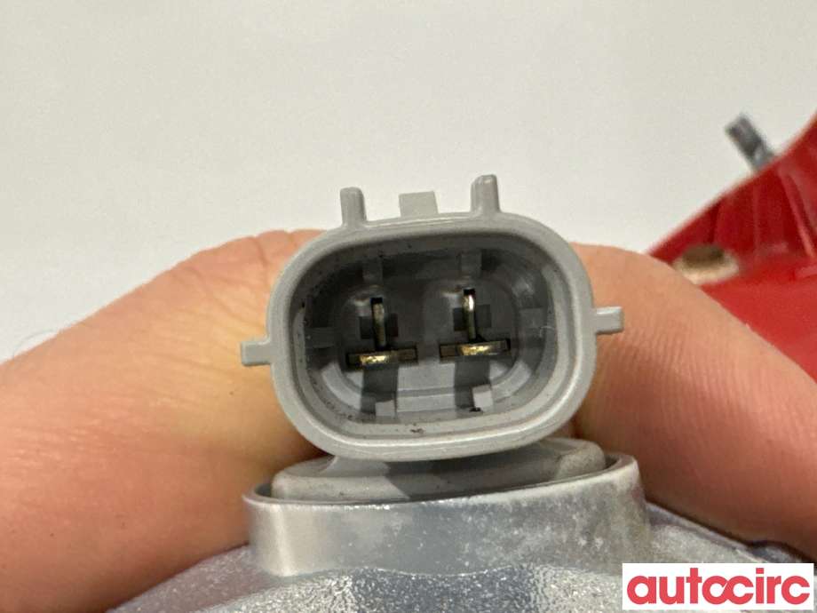Baklykt høyre indre til Toyota Auris 2013-2015 (Type II, Fase 1)  (TOYOTA|8158102460|)