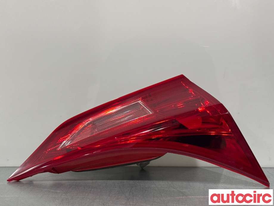 Baklykt venstre indre til Toyota Auris 2013-2015 (Type II, Fase 1)  (TOYOTA|8159102450|)