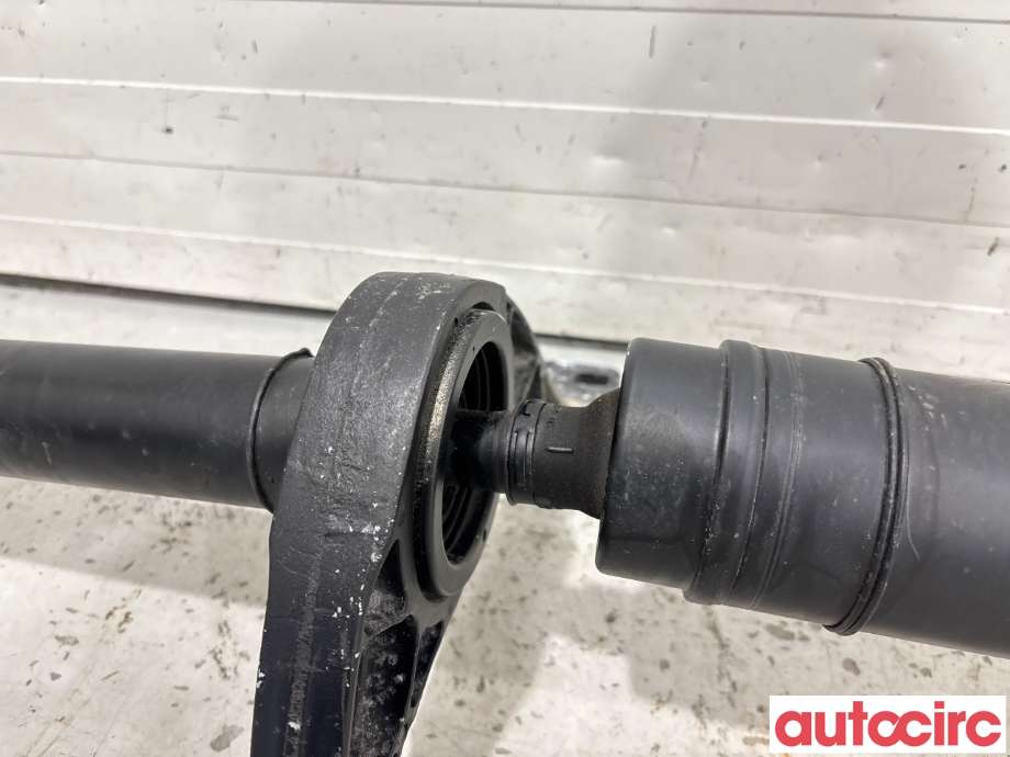 Mellomaksel til VW Golf VII 2012-2017 (Fase 1)  (VOLKSWAGEN|5Q0521101AJ|)