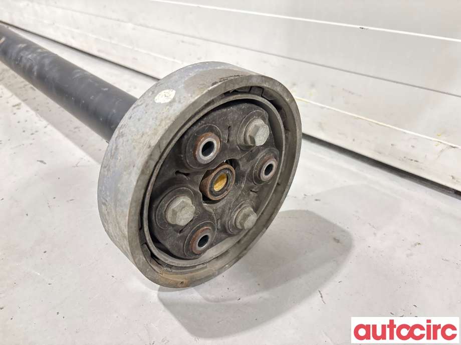 Mellomaksel til VW Golf VII 2012-2017 (Fase 1)  (VOLKSWAGEN|5Q0521101AJ|)