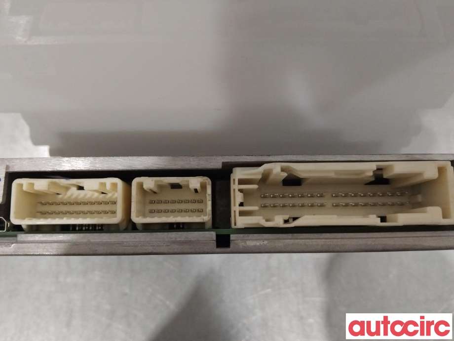 Bilstereo forsterker til Toyota RAV4 2019-->> (Type V)  (TOYOTA|8628042060)