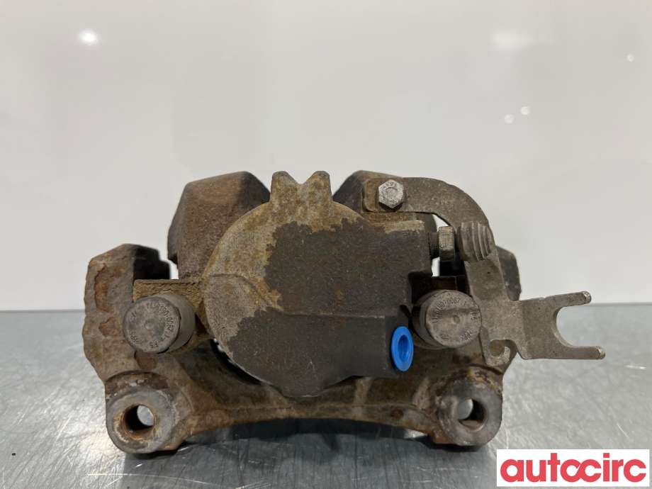 Bremsecaliper venstre foran til Audi A4 2015-2019 (Type V, Fase 1) (B9) (B9) (AUDI|8W0615123)