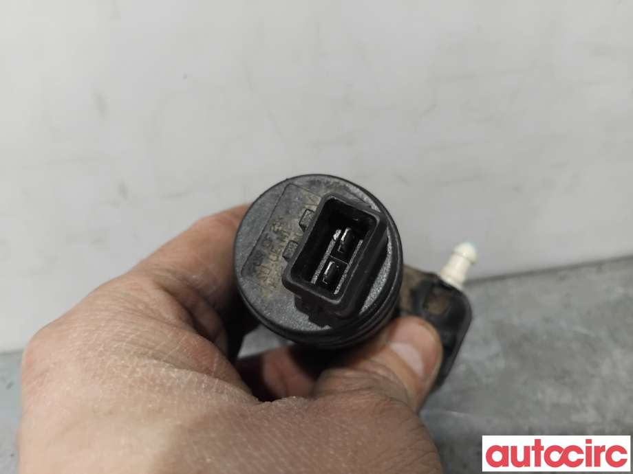 Spylerpumpe foran til Fiat 500 2008-2020  (FIAT|68104707AA|)