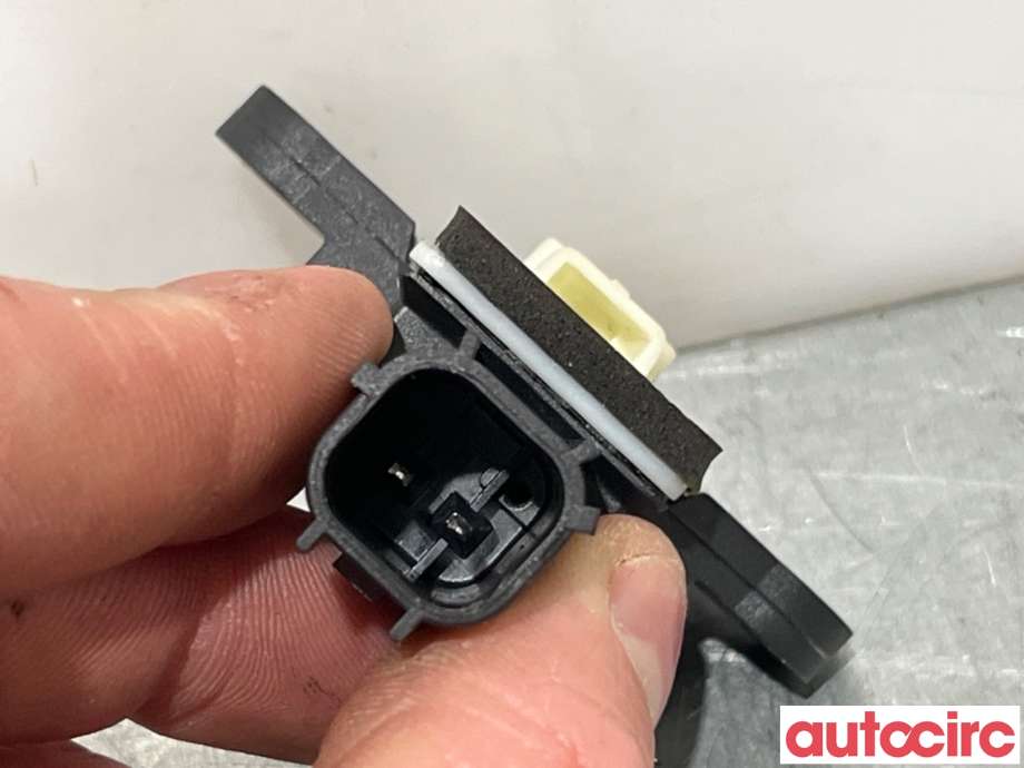 Airbag sensor høyre til Volvo V40 2012-2019 (VOLVO|31360986|)
