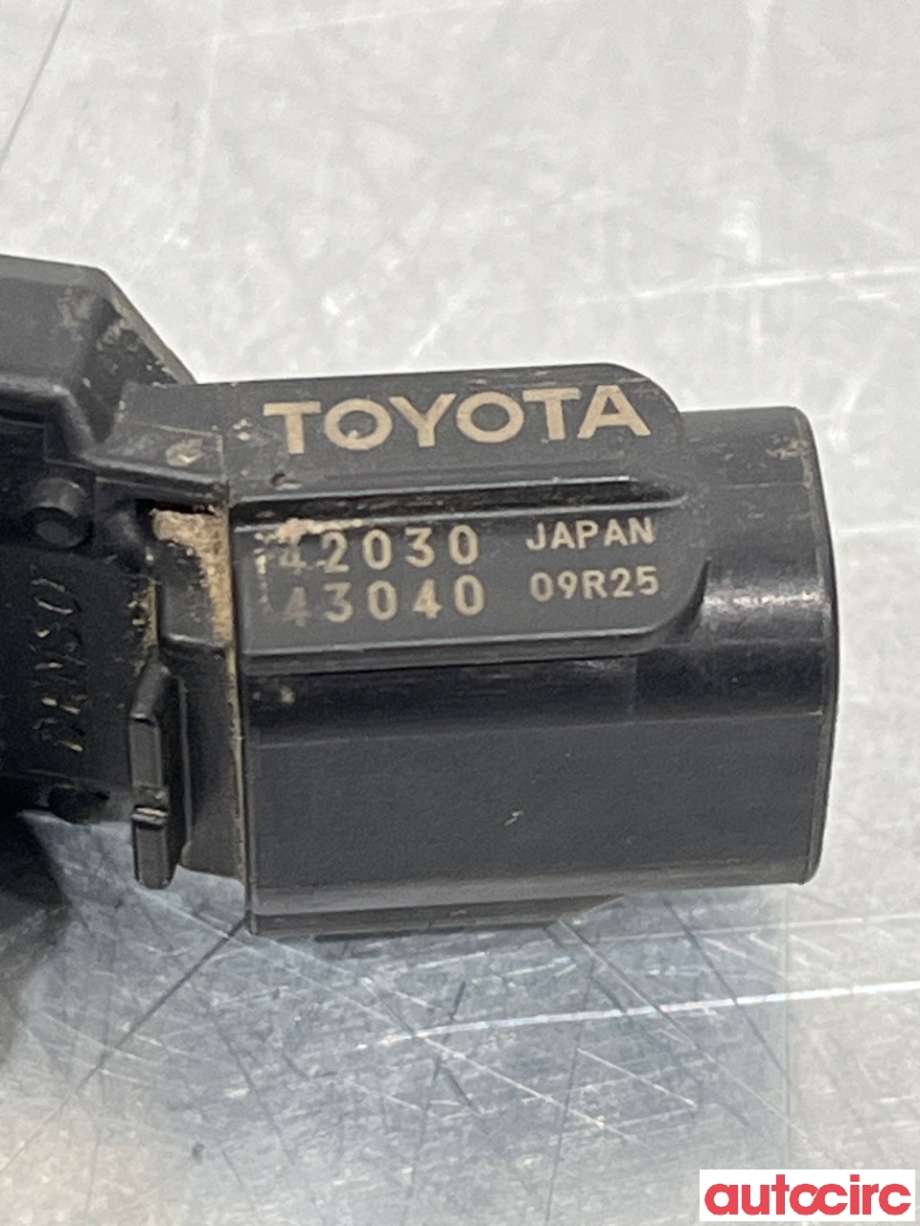 Parkeringssensor bak til Toyota RAV4 2013-2015 (Type IV, Fase 1)  (TOYOTA|8934142030|4203043040)