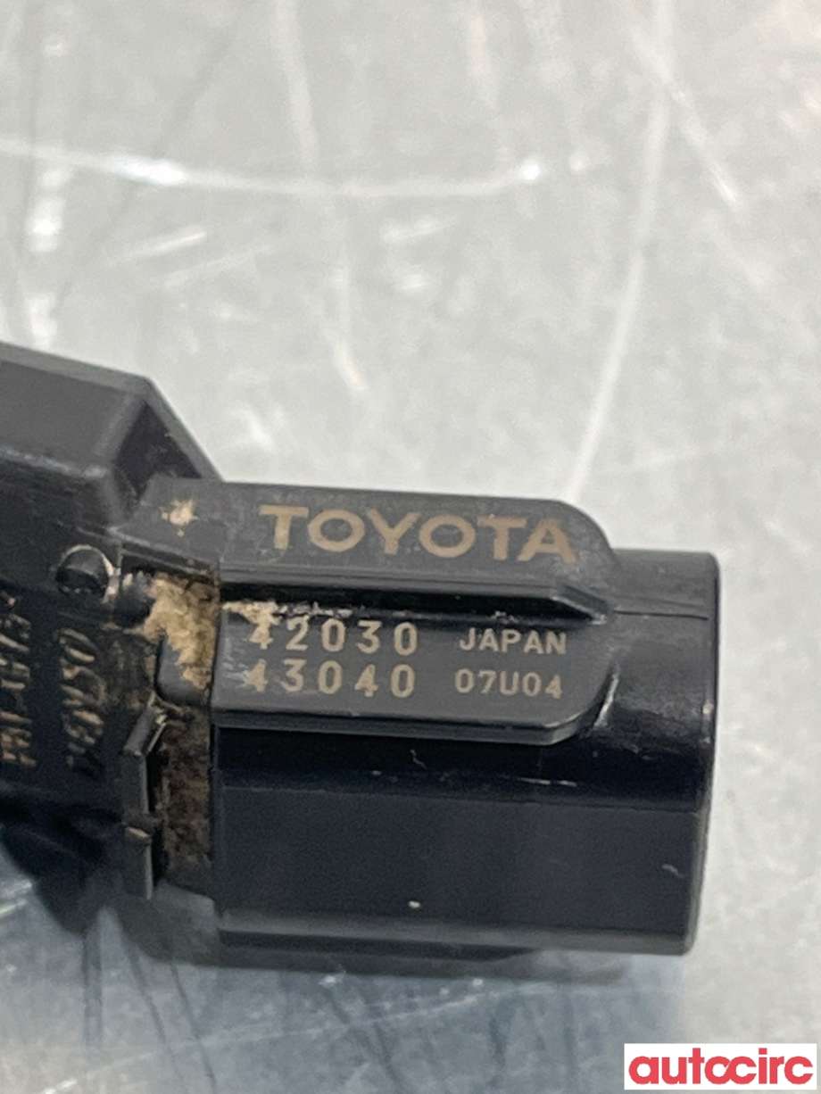 Parkeringssensor bak til Toyota RAV4 2013-2015 (Type IV, Fase 1) (TOYOTA|8934142030|4203043040)