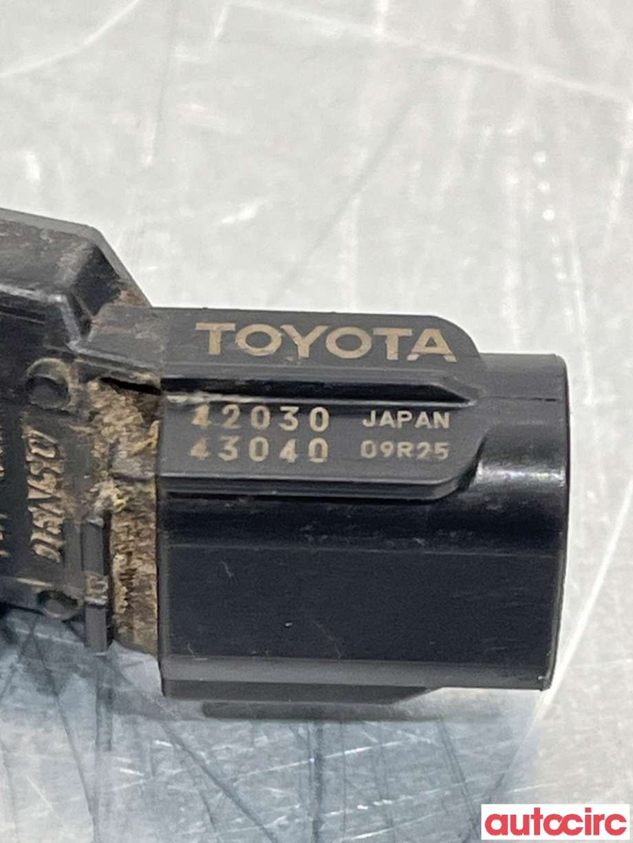 Parkeringssensor bak til Toyota RAV4 2013-2015 (Type IV, Fase 1)  (TOYOTA|8934142030|4203043040)