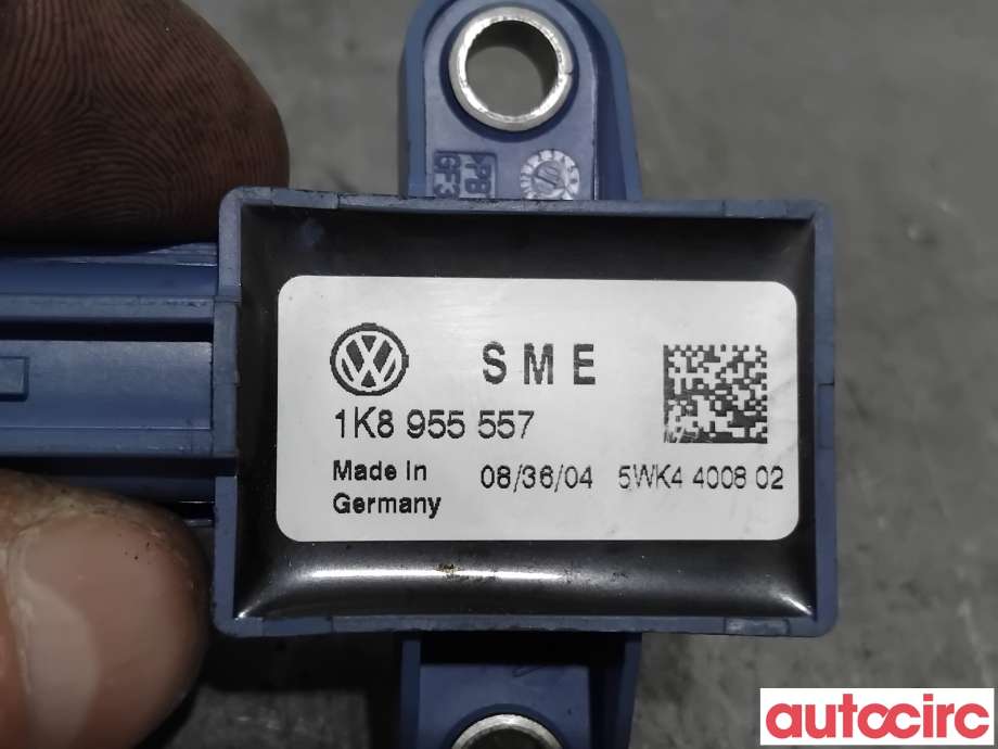 Airbag sensor høyre til VW Scirocco 2008-2013  (VOLKSWAGEN|1K8955557|5WK4400802)