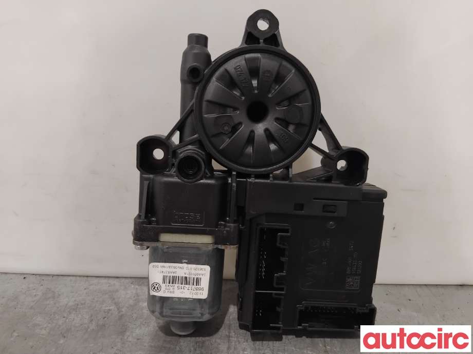 Ruteheis venstre foran til VW Passat 2011-2015 (B7) (B7) (VOLKSWAGEN|3AA959701A|0130822451)