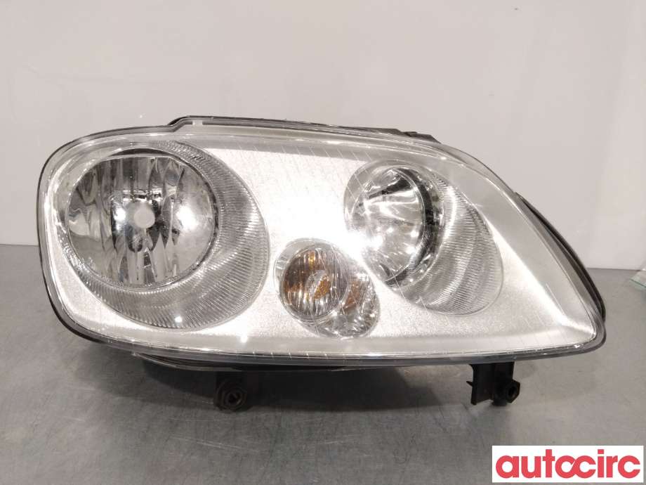 Frontlykt høyre halogen til VW Caddy, 2004-2010 (Type III, Fase 1)  (VOLKSWAGEN|2K0941006D)